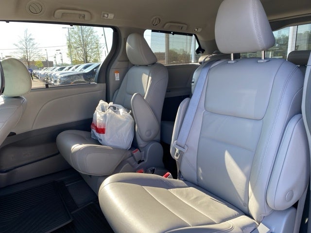 2019 Toyota Sienna XLE Premium 8 Passenger